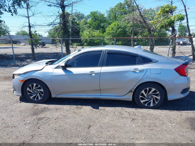 Продаж на аукціоні авто 2017 Honda Civic Ex, vin: 19XFC2F79HE217597, номер лоту: 45377498