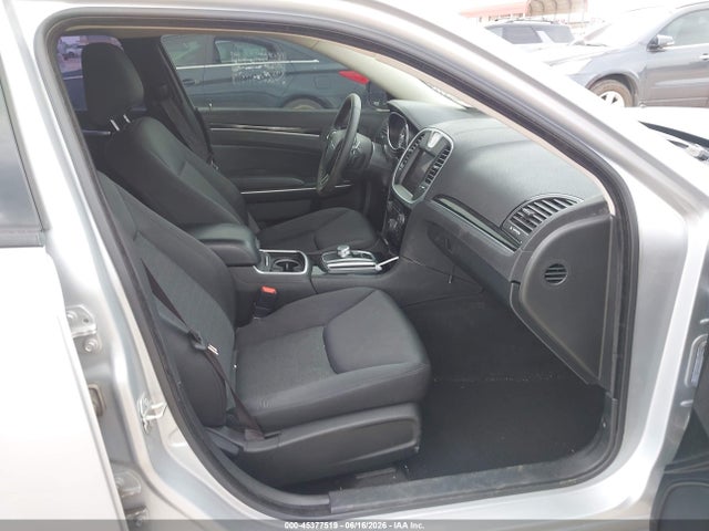 2C3CCAAGXPH585377 Chrysler 300 Touring