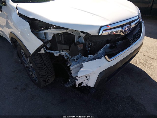Subaru Forester Limited 2021 JF2SKAUC1MH548062 Image 6