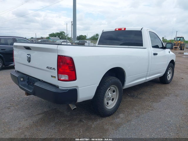 3C6JR7DG3KG504493 RAM 1500 Classic Tradesman 4x4 8&#039; Box