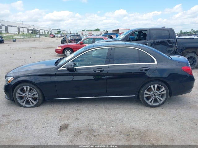 45377645 :رقم المزاد ، WDDWF4JB9JR419788 vin ، 2018 Mercedes-benz C 300 مزاد بيع