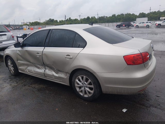 2013 Volkswagen Jetta 2.5l Se მანქანა იყიდება აუქციონზე, vin: 3VWDP7AJ2DM233570, აუქციონის ნომერი: 45377653