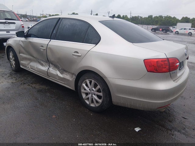 2013 Volkswagen Jetta 2.5l Se მანქანა იყიდება აუქციონზე, vin: 3VWDP7AJ2DM233570, აუქციონის ნომერი: 45377653