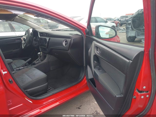 2T1BURHE3KC157189 Toyota COROLLA LE