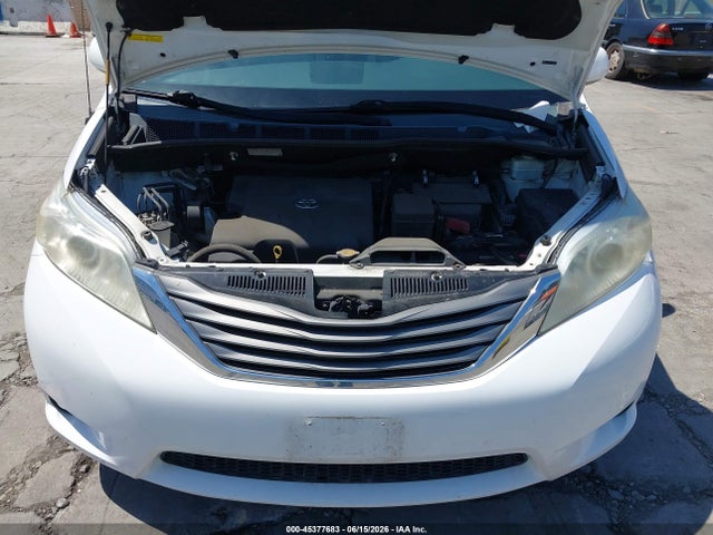 2014 Toyota Sienna Xle V6 8 Passenger მანქანა იყიდება აუქციონზე, vin: 5TDYK3DC3ES455111, აუქციონის ნომერი: 45377683