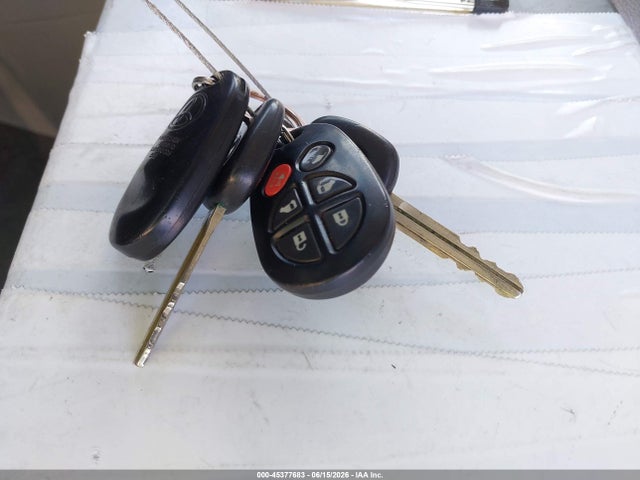 2014 Toyota Sienna Xle V6 8 Passenger მანქანა იყიდება აუქციონზე, vin: 5TDYK3DC3ES455111, აუქციონის ნომერი: 45377683