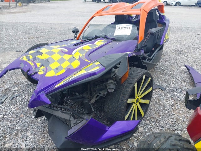 Polaris Slingshot 2016 57XAASFA0F5102947 Image 2