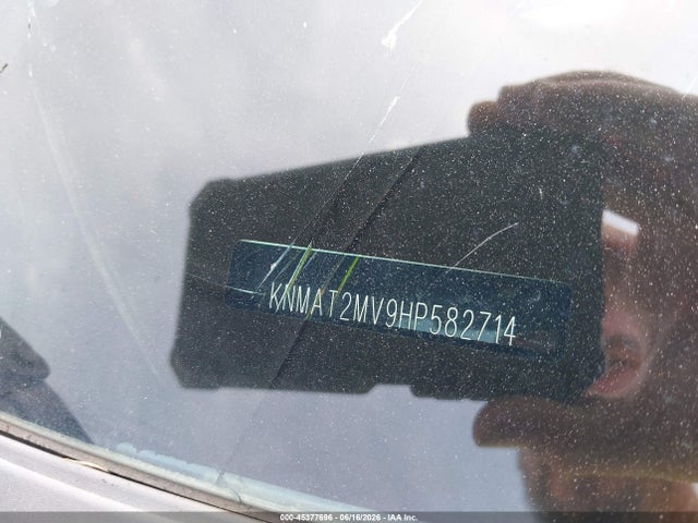 Nissan ROGUE S 2017 KNMAT2MV9HP582714 Image 9