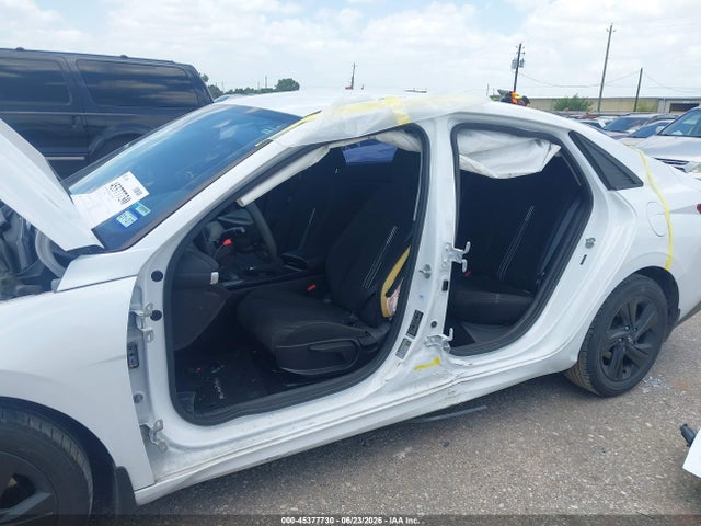 Продажа на аукционе авто 2022 Hyundai Elantra Sel, vin: 5NPLM4AG9NH063516, номер лота: 45377730
