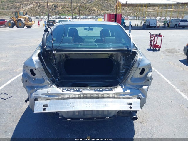 4T1BF1FK6GU195252 Toyota CAMRY SE