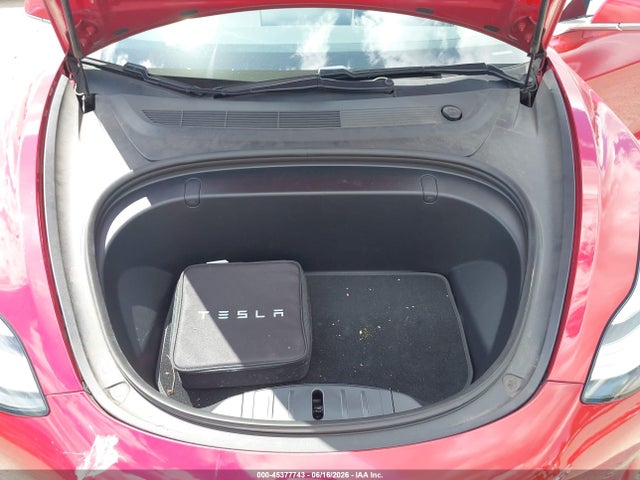 Tesla Model 3 Long Range/performance 2018 5YJ3E1EB4JF097639 Image 10