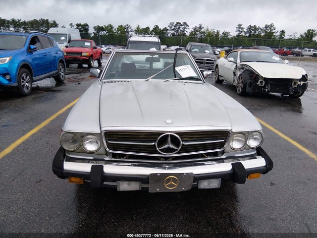 45377772 :رقم المزاد ، WDBBA48D6GA042907 vin ، 1986 Mercedes-benz 560 Sl مزاد بيع