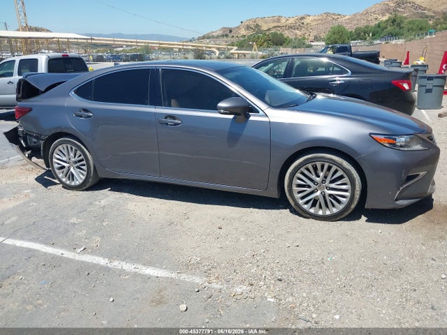 Lexus ES 350 2016 JTHBK1GG7G2213021 Image 13