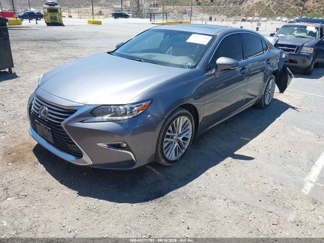 Lexus ES 350 2016 JTHBK1GG7G2213021 Image 2