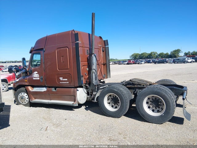 Продажа на аукционе авто 2013 Freightliner Cascadia 125, vin: 1FUJGLDVXDLBS5918, номер лота: 45377794