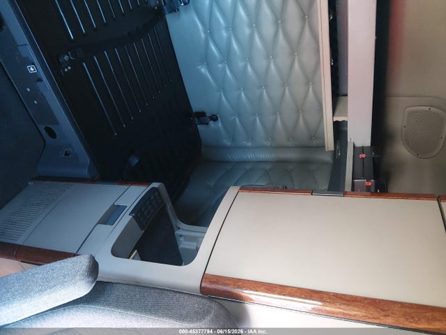 Продажа на аукционе авто 2013 Freightliner Cascadia 125, vin: 1FUJGLDVXDLBS5918, номер лота: 45377794