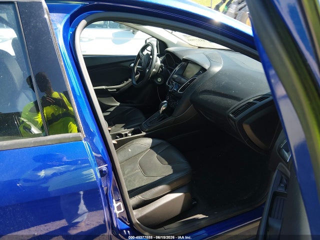 Продаж на аукціоні авто 2015 Ford Focus Se, vin: 1FADP3F25FL342189, номер лоту: 45377888
