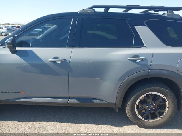 5N1DR3BD8RC275308 Nissan Pathfinder Rock Creek 4wd