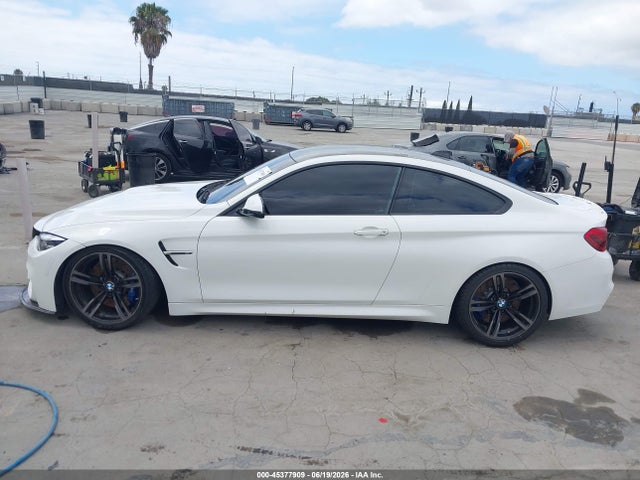 BMW M4 2015 WBS3R9C55FK330432 Image 14