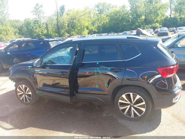 Продаж на аукціоні авто 2022 Volkswagen Taos 1.5t Se, vin: 3VVRX7B26NM041099, номер лоту: 45377912