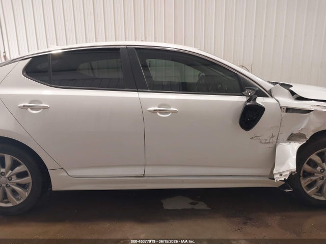 Продажа на аукционе авто 2015 Kia Optima Lx, vin: 5XXGM4A79FG465714, номер лота: 45377919