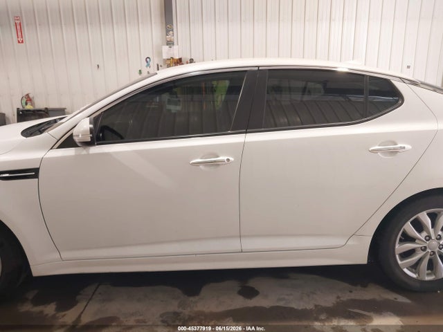 Продажа на аукционе авто 2015 Kia Optima Lx, vin: 5XXGM4A79FG465714, номер лота: 45377919