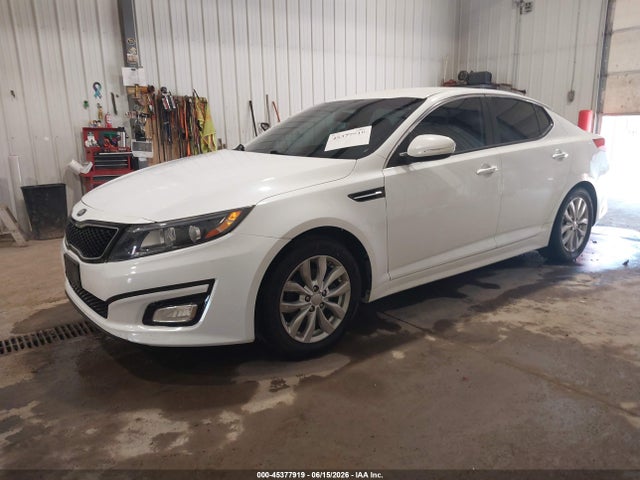 Продажа на аукционе авто 2015 Kia Optima Lx, vin: 5XXGM4A79FG465714, номер лота: 45377919
