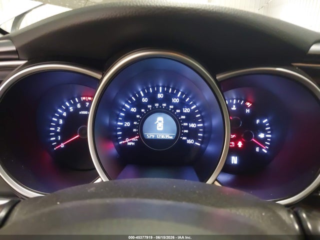 Продажа на аукционе авто 2015 Kia Optima Lx, vin: 5XXGM4A79FG465714, номер лота: 45377919