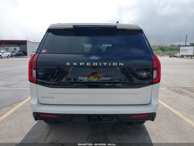 Ford Expedition Active 2026 1FMJU1H88TEA06432 Image 17