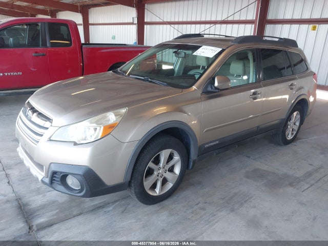 Subaru Outback 2.5i Limited 2014 4S4BRBLC4E3322724 Image 2