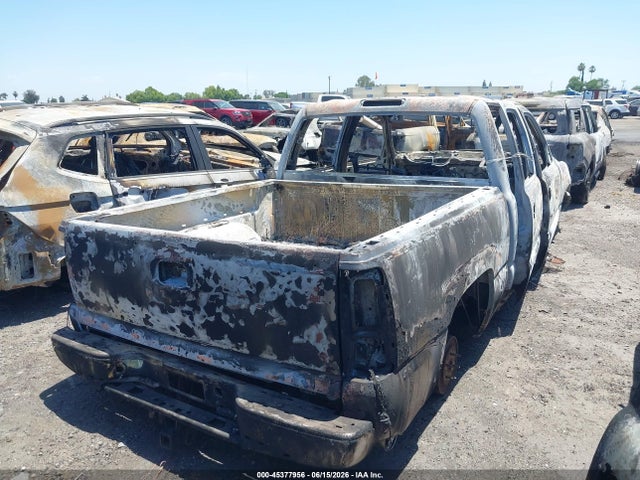 45377956 :رقم المزاد ، 2GTEC13T361224210 vin ، 2006 Gmc Sierra 1500 Sle1 مزاد بيع