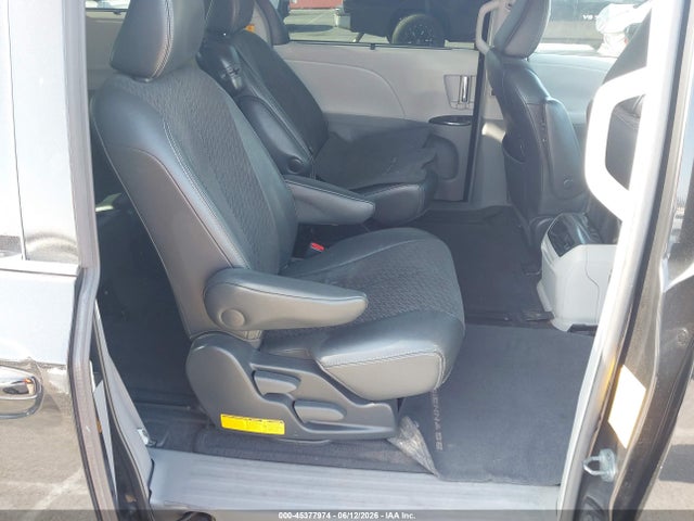 2011 Toyota Sienna Se მანქანა იყიდება აუქციონზე, vin: 5TDXK3DC9BS118479, აუქციონის ნომერი: 45377974
