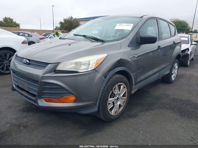 Ford ESCAPE S 2014 1FMCU0F71EUA43733 Image 2