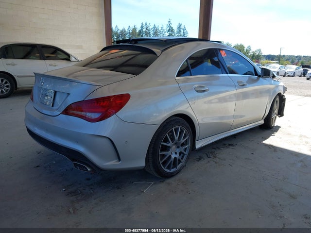 Mercedes-Benz CLA 250 2014 WDDSJ4EB7EN056735 Image 4