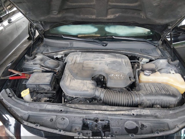 2015 Chrysler 300 300s მანქანა იყიდება აუქციონზე, vin: 2C3CCABG6FH932104, აუქციონის ნომერი: 45378003