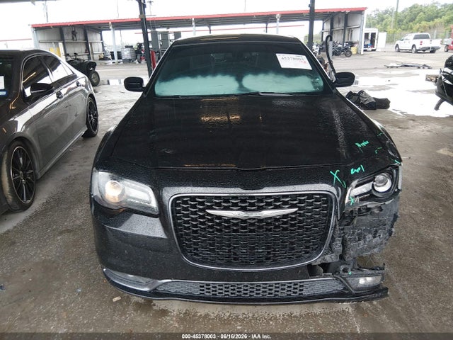 2015 Chrysler 300 300s მანქანა იყიდება აუქციონზე, vin: 2C3CCABG6FH932104, აუქციონის ნომერი: 45378003