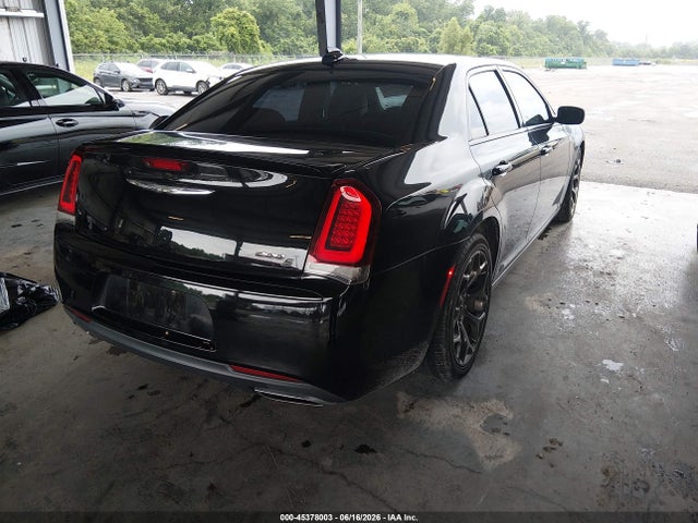 2015 Chrysler 300 300s მანქანა იყიდება აუქციონზე, vin: 2C3CCABG6FH932104, აუქციონის ნომერი: 45378003