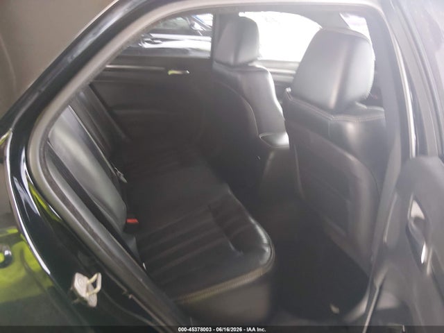 2015 Chrysler 300 300s მანქანა იყიდება აუქციონზე, vin: 2C3CCABG6FH932104, აუქციონის ნომერი: 45378003