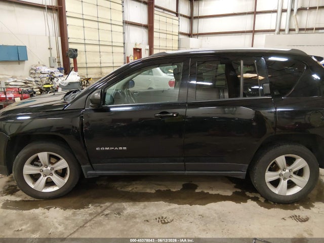 1C4NJDBB2GD662500 Jeep Compass Sport