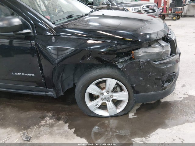 1C4NJDBB2GD662500 Jeep Compass Sport
