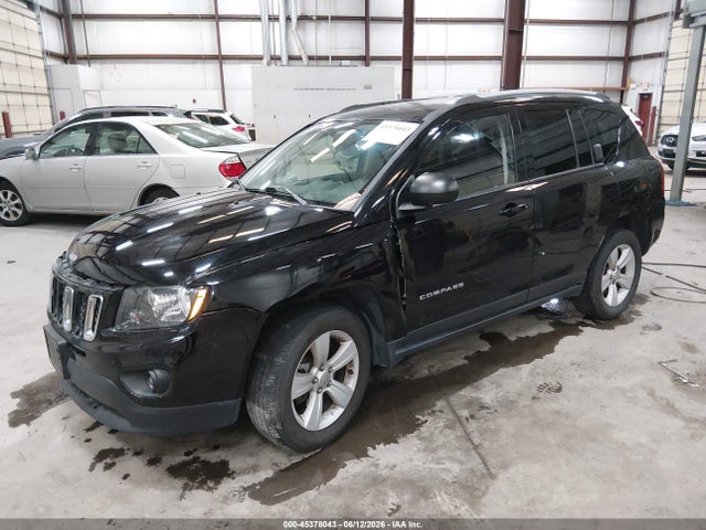 1C4NJDBB2GD662500 Jeep Compass Sport