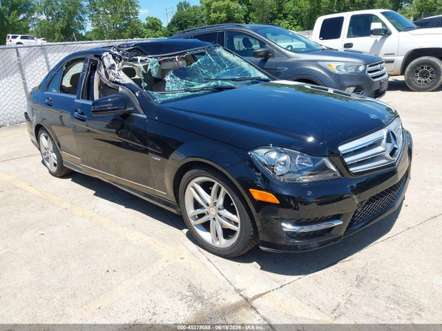 Продажа на аукционе авто 2012 Mercedes-benz C 250 Luxury/sport, vin: WDDGF4HB3CA643344, номер лота: 45378088