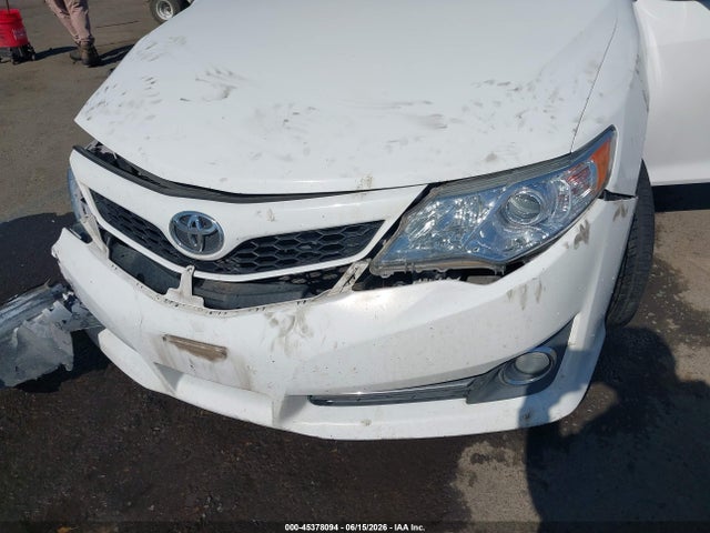 4T1BF1FK0EU790997 Toyota CAMRY SE