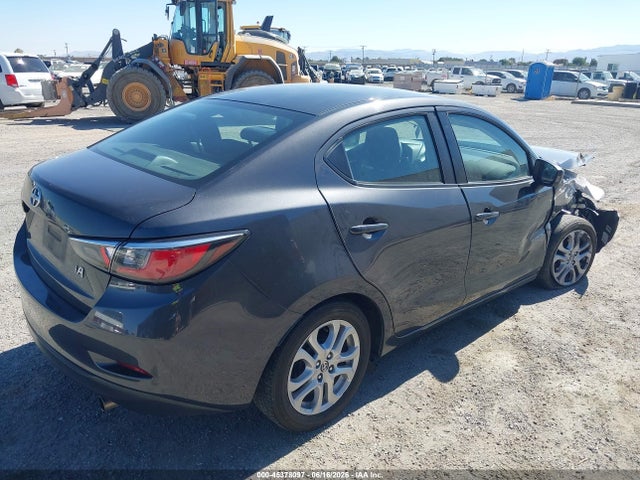 Scion IA 2016 3MYDLBZV5GY135480 Image 4