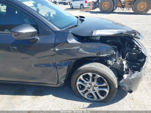 Scion IA 2016 3MYDLBZV5GY135480 Image 6