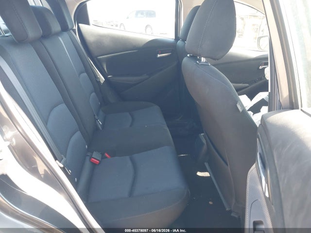 Scion IA 2016 3MYDLBZV5GY135480 Image 8