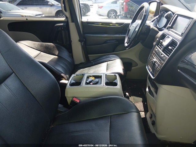 2014 Chrysler Town & Country Touring-l მანქანა იყიდება აუქციონზე, vin: 2C4RC1CG6ER172334, აუქციონის ნომერი: 45378104