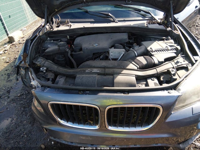 2015 Bmw X1 Xdrive28i მანქანა იყიდება აუქციონზე, vin: WBAVL1C52FVY29803, აუქციონის ნომერი: 45378119