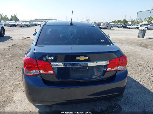 Chevrolet Cruze Ls Auto 2015 1G1PA5SG3F7206490 Image 16