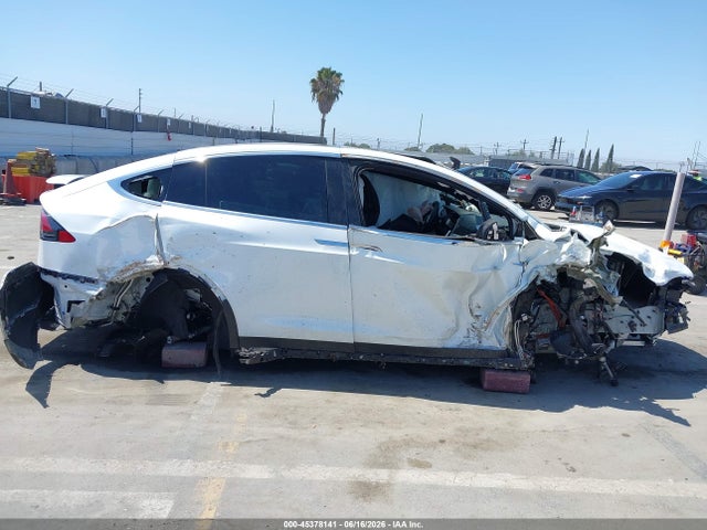 2018 Tesla Model X 100d/75d/p100d მანქანა იყიდება აუქციონზე, vin: 5YJXCBE2XJF091535, აუქციონის ნომერი: 45378141